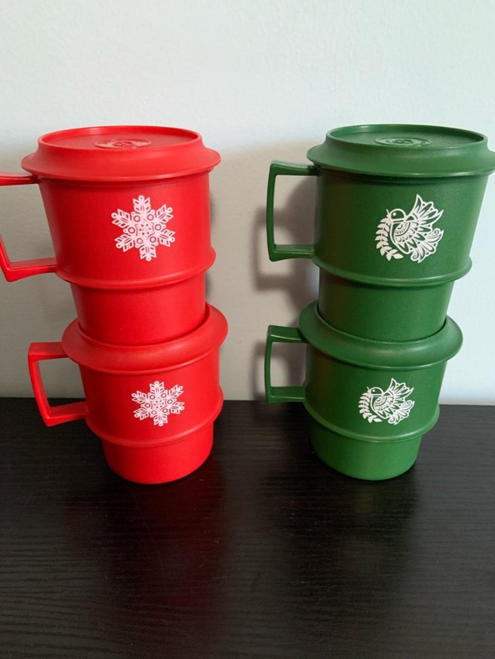Tupperware Cocoa/Tea Mugs with Coaster Lid